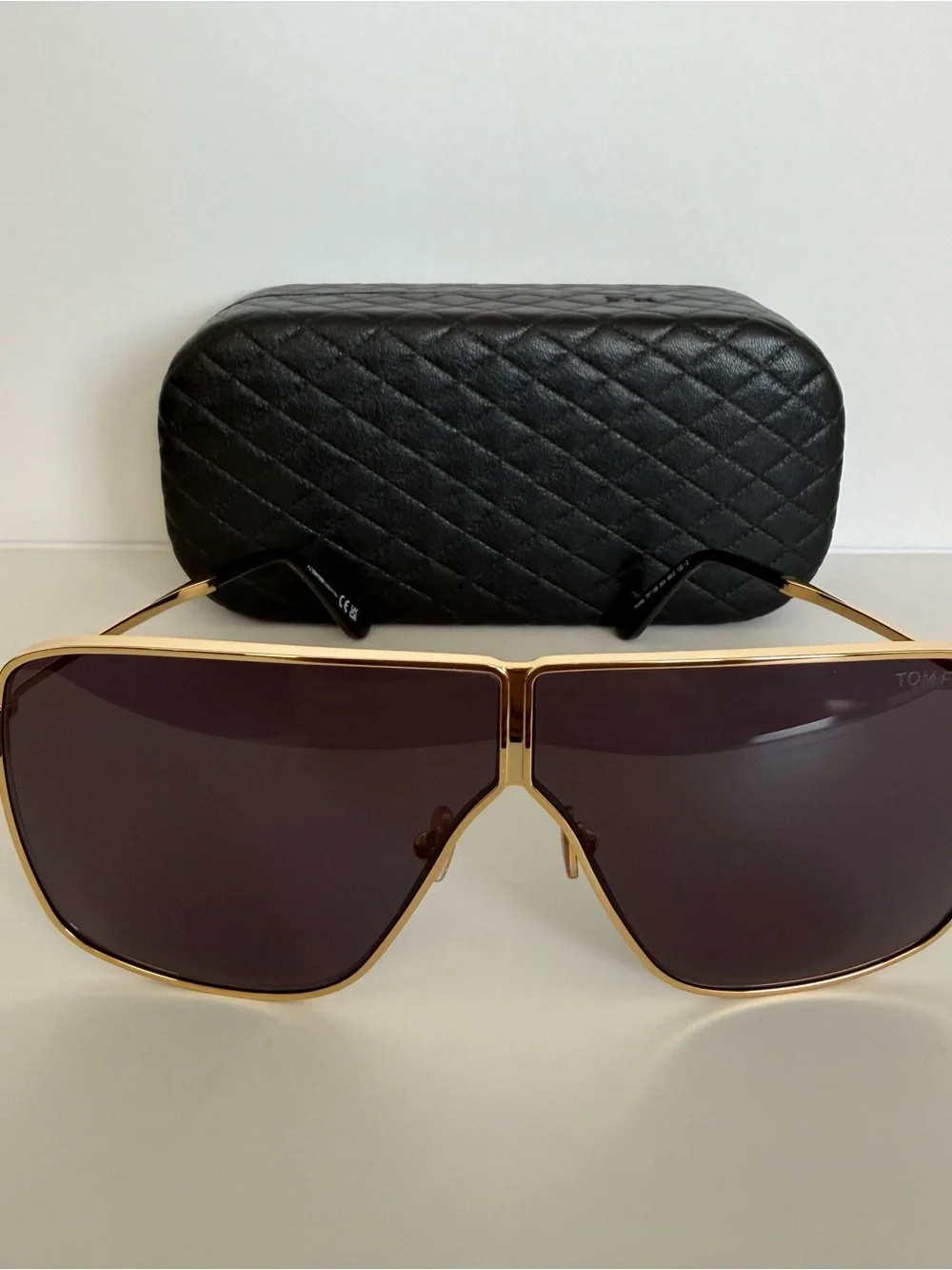 NEW!!! Tom Ford unisex  sunglasses Huxley TF1159 30A Authentic
